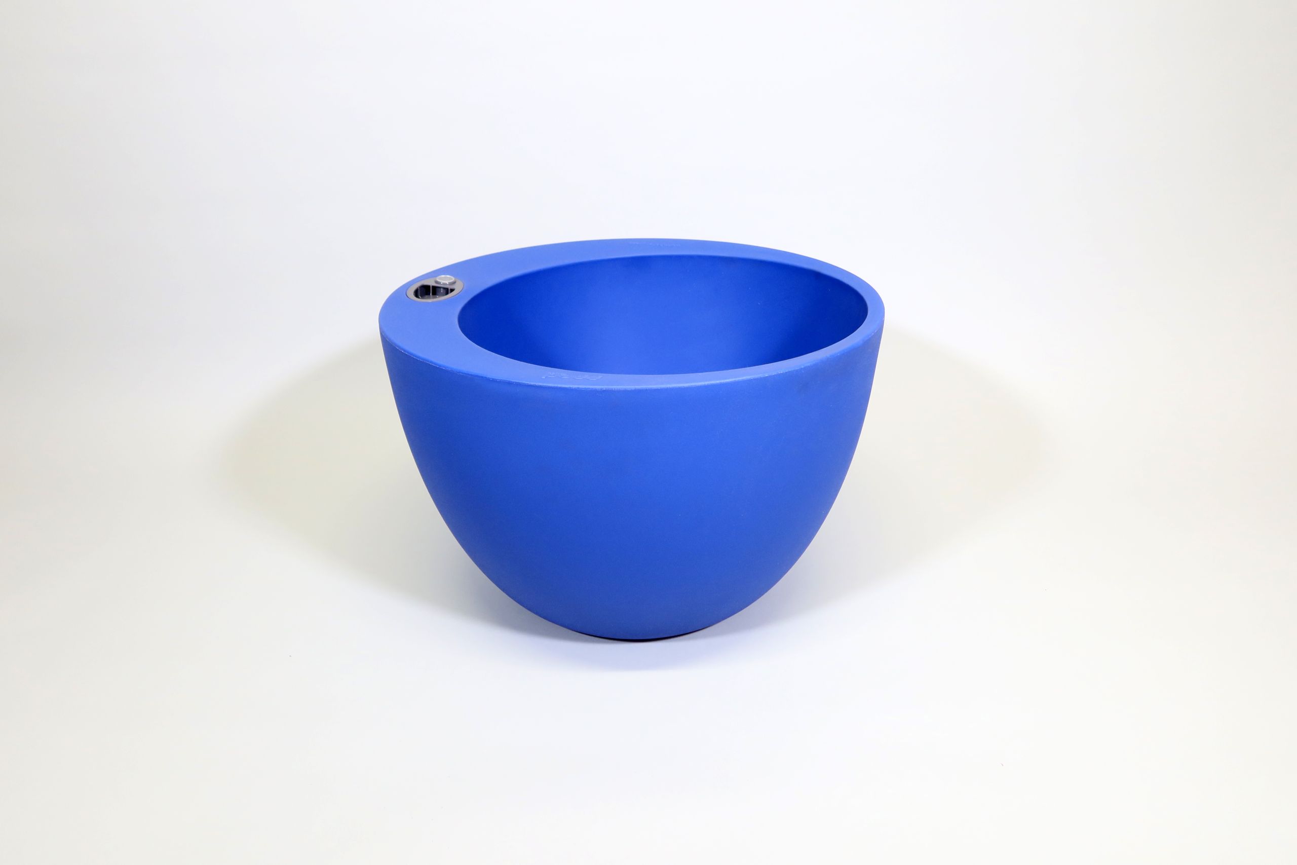 Selbstbewässerndes Pflanzgefäß „podd RÖDER“ in der Farbe Blau