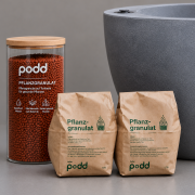 Self-watering planter “podd WEIßERITZ” in the color zinc (Kopie) (Kopie) (Kopie) (Kopie) (Kopie) (Kopie) (Kopie) (Kopie) (Kopie)